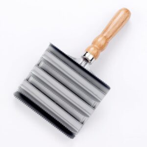 Lincoln Metal Curry Comb - Small